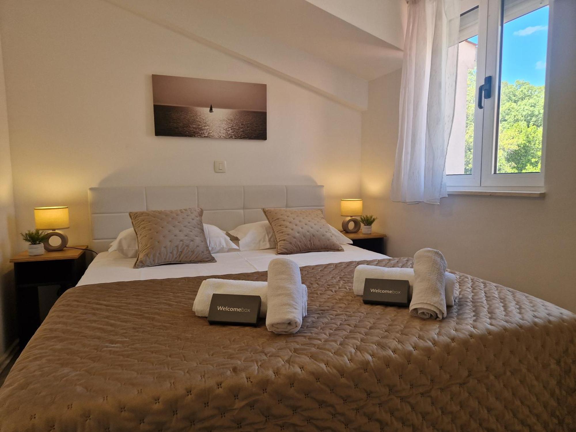 Apartments Mb Каштела Экстерьер фото