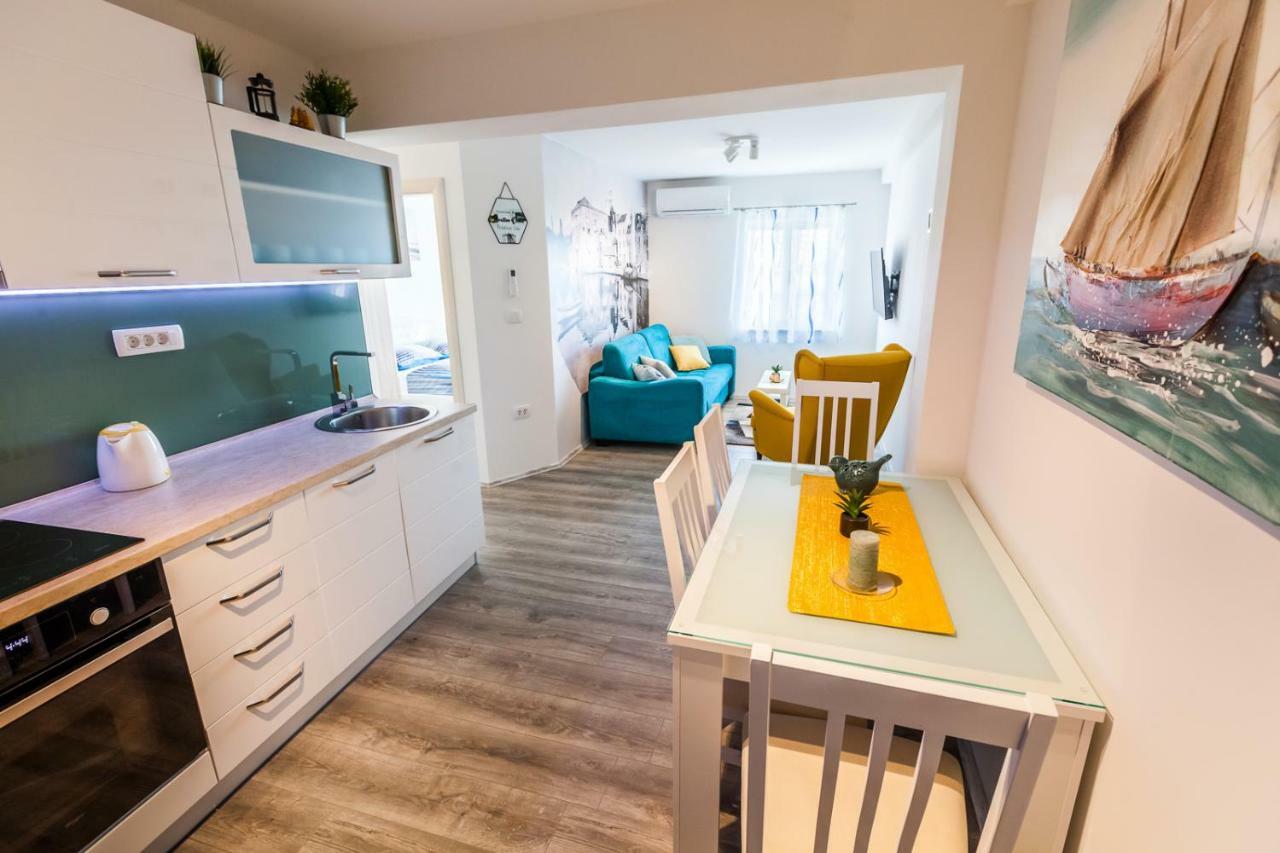 Apartments Mb Каштела Экстерьер фото