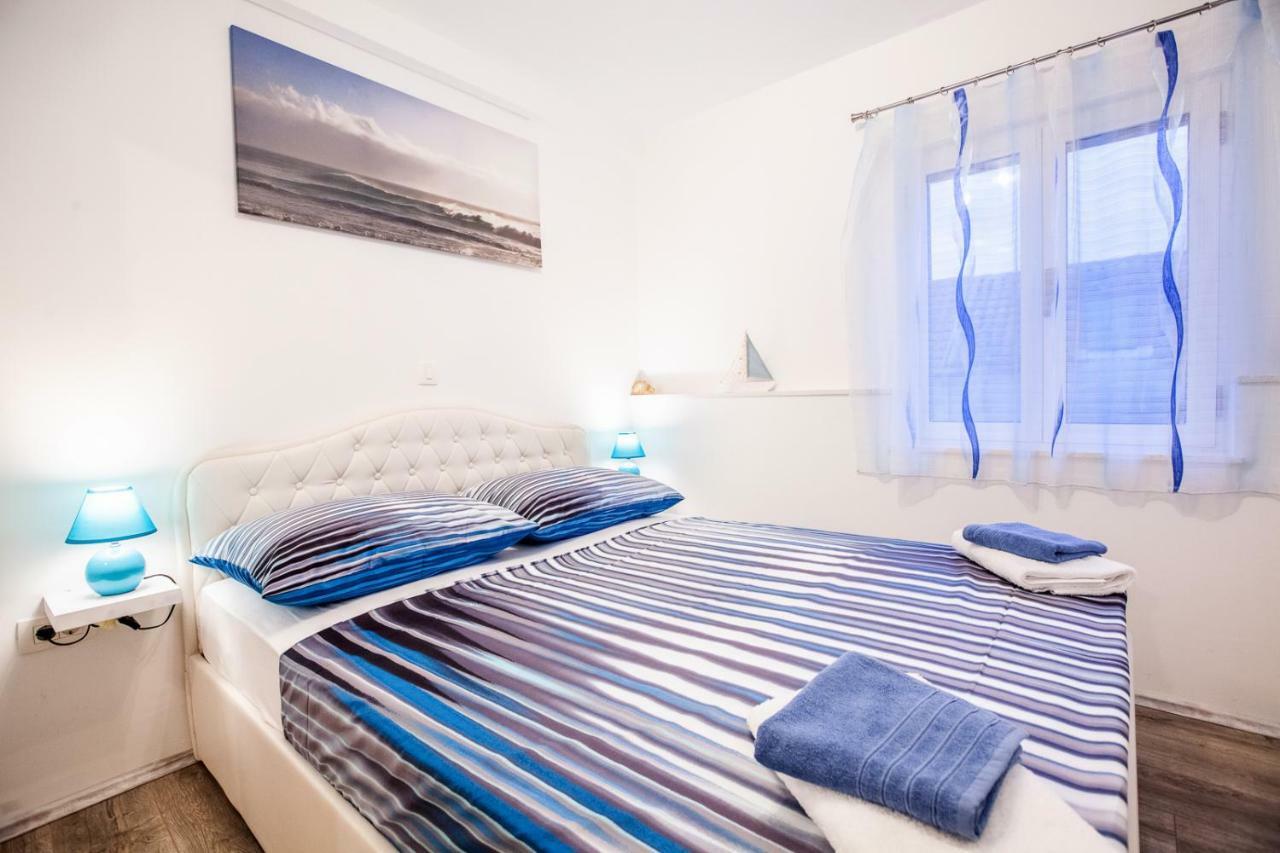 Apartments Mb Каштела Экстерьер фото