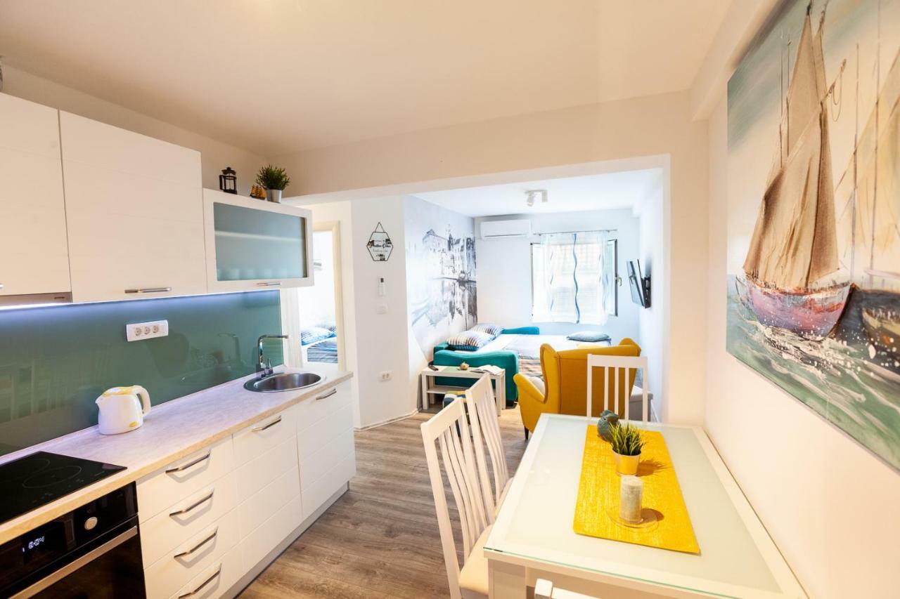 Apartments Mb Каштела Экстерьер фото