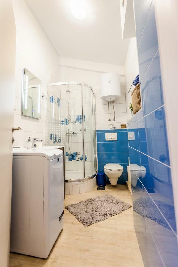 Apartments Mb Каштела Экстерьер фото