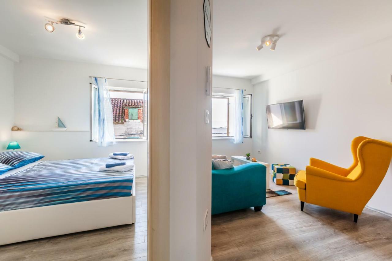 Apartments Mb Каштела Экстерьер фото