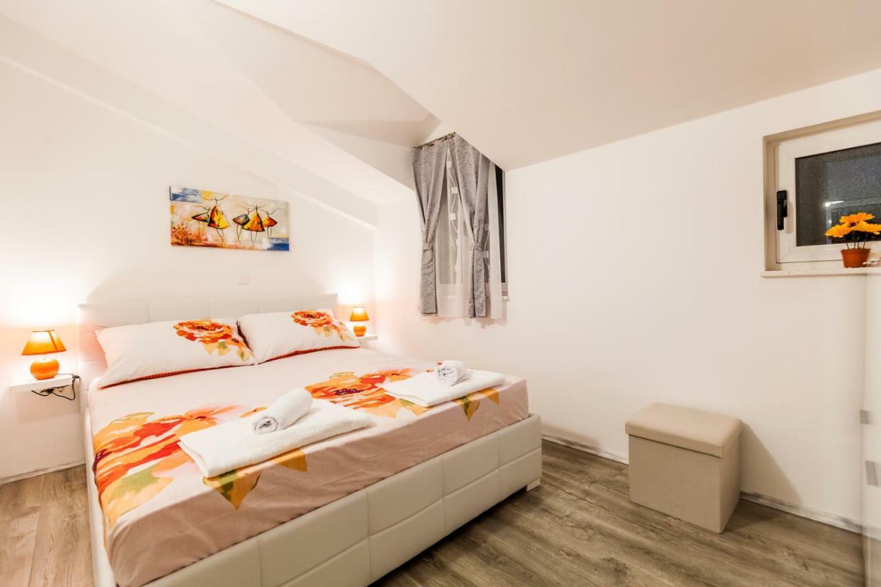 Apartments Mb Каштела Экстерьер фото